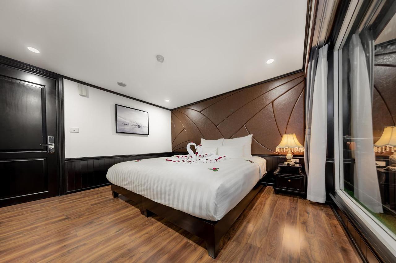 Margaret Cruises Hotel Ха Лонг Екстериор снимка