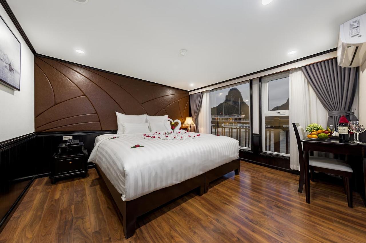 Margaret Cruises Hotel Ха Лонг Екстериор снимка