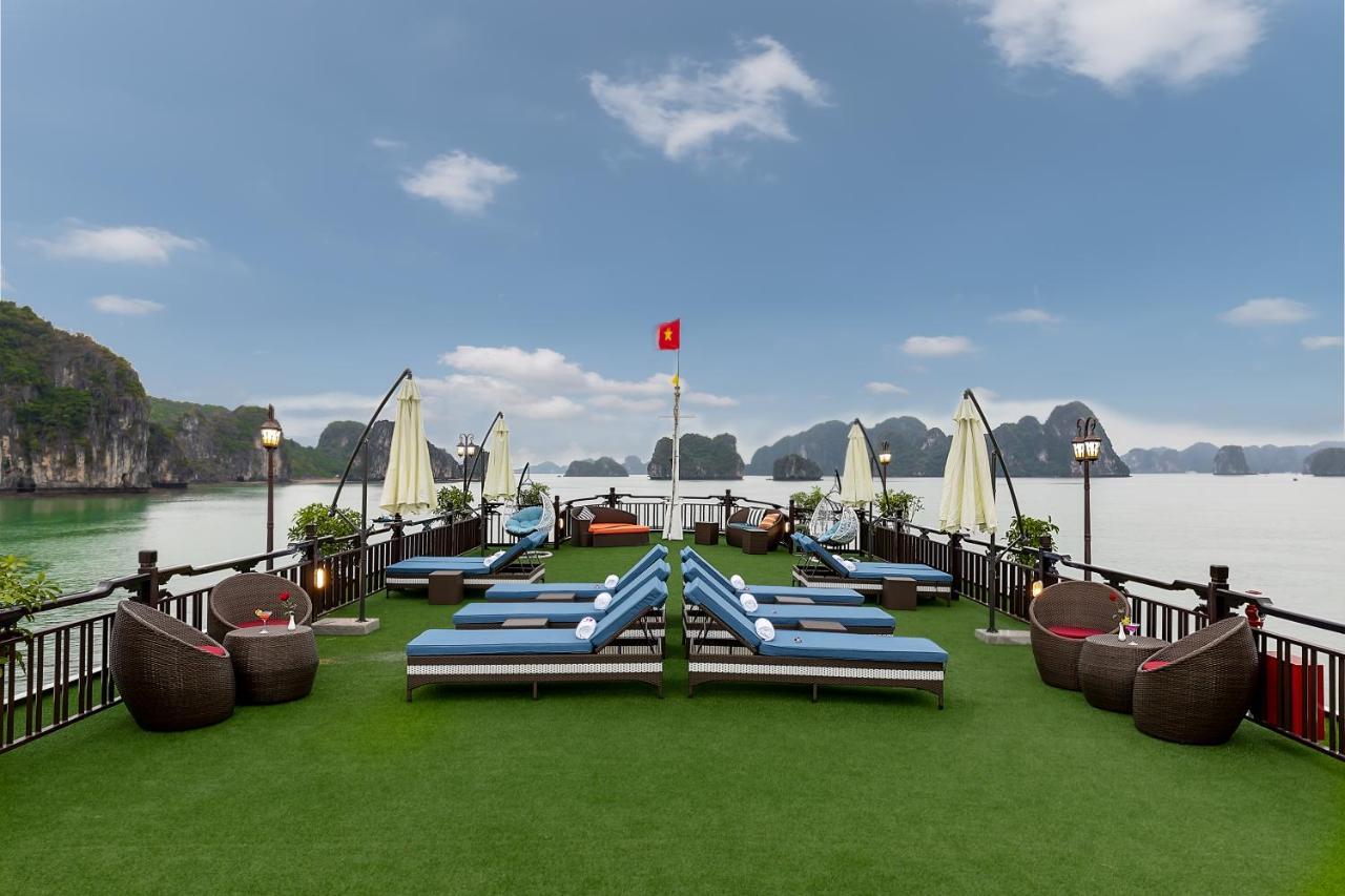 Margaret Cruises Hotel Ха Лонг Екстериор снимка